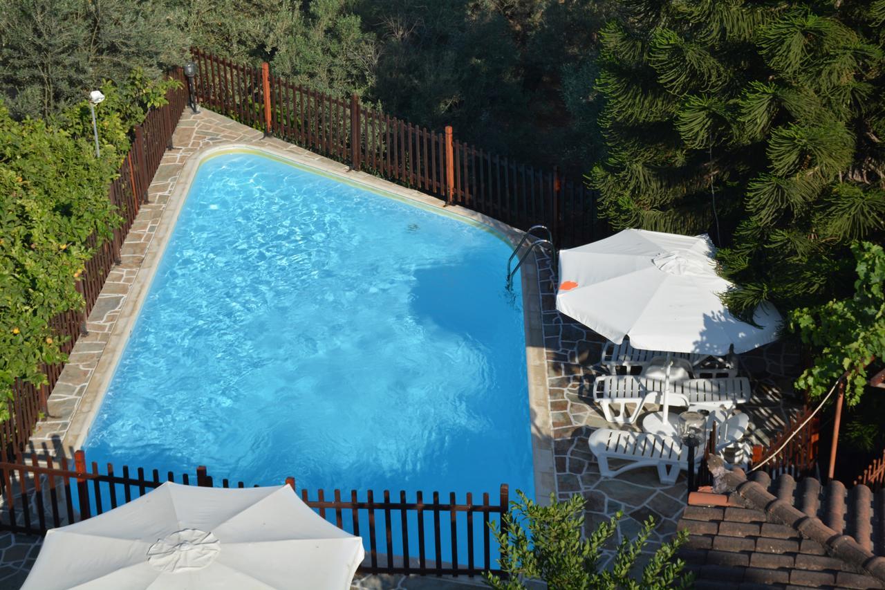 Voula Apartments Agia Marina  Esterno foto