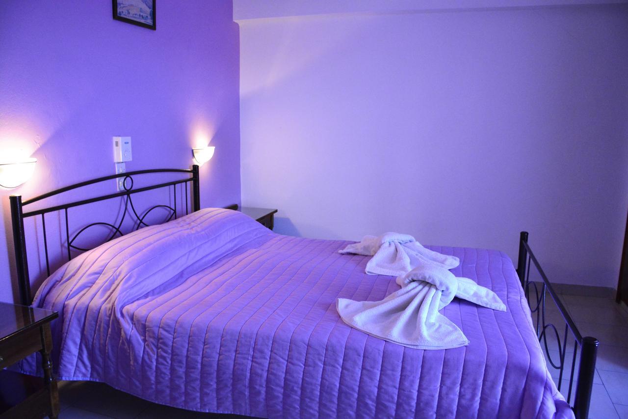 Voula Apartments Agia Marina  Esterno foto